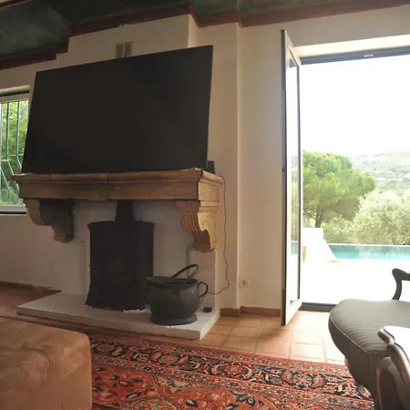 Legado Country Getaway With Swimming Pool בית נופש
