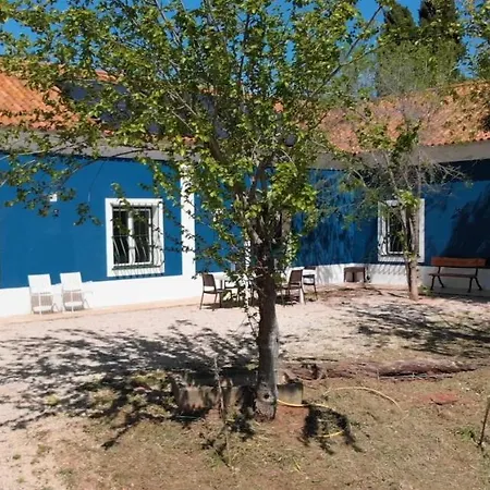 Legado Country Getaway With Swimming Pool بيت للعطل
