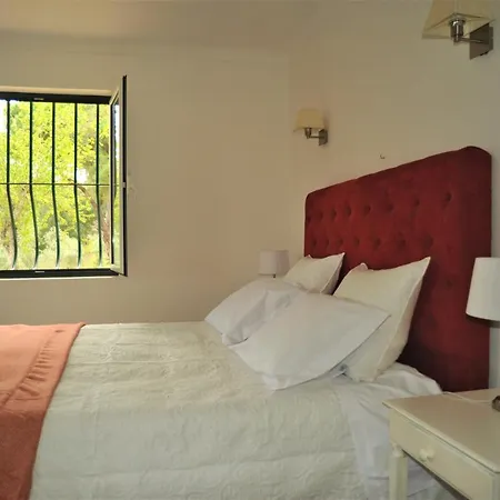 Legado Country Getaway With Swimming Pool 塞图巴尔