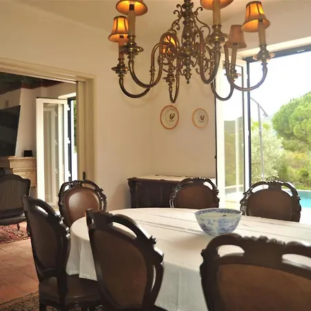 בית נופש Legado Country Getaway With Swimming Pool *